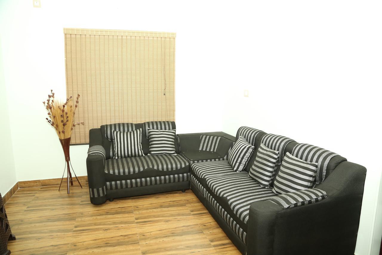 Amritham Holidays Homestay Trivandrum Thiruvananthapuram Exterior photo
